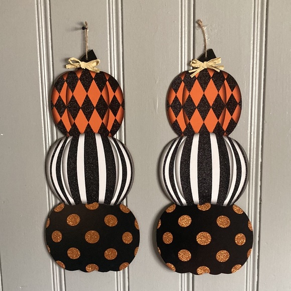 NWT 2- Beautiful Glittered Triple Stacked Wooden Pumpkin Decoration Signs - Picture 11 of 17